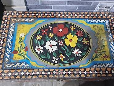 Sandıqlar: Rəngli əl işləri ilə bəzədilmiş taxta sandıq - Material: qalın — 3