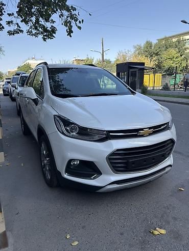 Продажа авто: Chevrolet Trax: 2020 г., 1.6 л, Дизель, Кроссовер — 3