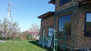 Долгосрочная аренда домов: 220 м², 6 комнат — 3