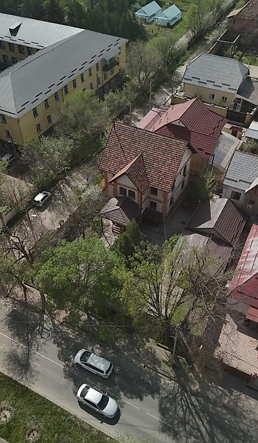 Продажа коттеджей и домов: 🚀Продается дом 2этажный дом 🚀Уникальный Дом в Центре 👍Участок — 1