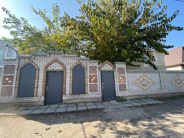 дом и сарай: Дом, 150 м², 6 комнат, Собственник