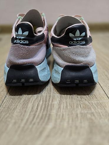 nike double face: Original Adidas Retropy E5 dobro ocuvane. Broj 38 ali je malo manji — 4