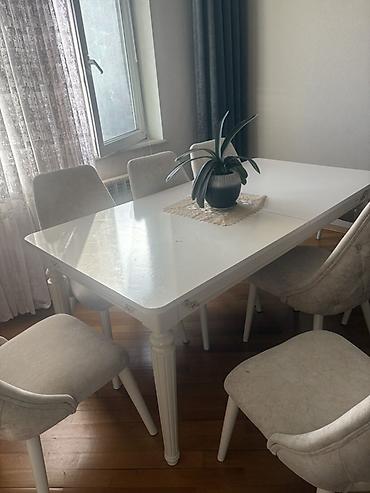 Qonaq otağı dəstləri: Masa və oturacaqlar — 1