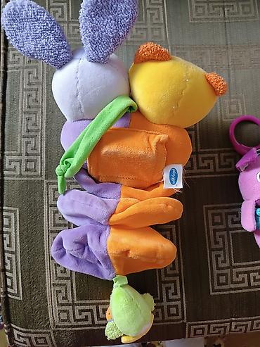 hello kitty duks: Playgro viseća igračka za kolica/krevetac – plišana gusenica sa — 3
