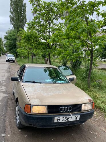 алмашам аудиге: Audi 80: 1987 г., 1.8 л, Механика, Бензин, Седан