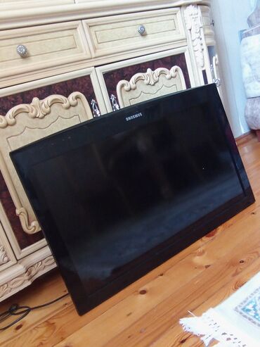 Televizorlar: İşlənmiş Televizor Samsung 82"