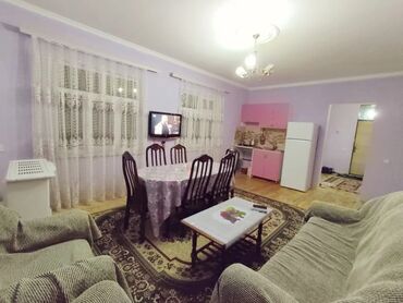 Günlük kirayə evlər: 90 kv. m, 3 otaqlı, İnternet, Qaz, İşıq — 13