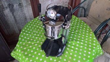 Aparati za kafu: Ariete CAFFE Novecento ID Oglasa: # Prijavi Informacije Slanje Brzom — 4