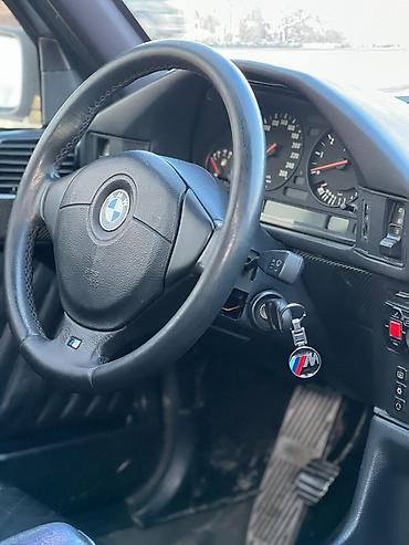 BMW: BMW 5 series: 1994 г., 4.6 л, Механика, Бензин, Седан — 13