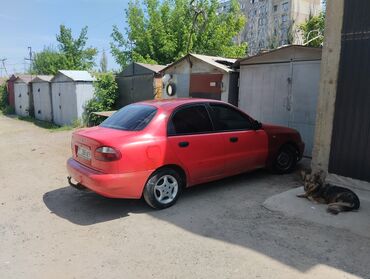 Daewoo: Daewoo Lanos: 1997 г., 1.5 л, Механика, Бензин, Седан