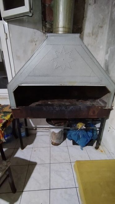 Gözəllik və estetika avadanlığı: Uzunu 1,20 olan manqal satilir. aqnaponnu kerpicnen horulub