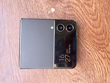 z flip 2: Samsung Galaxy Z Flip 5, rəng - Qara, Barmaq izi — 1