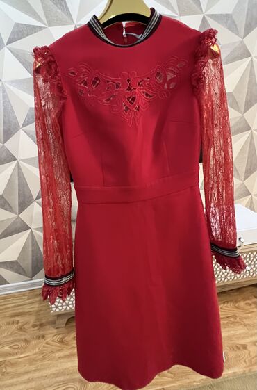 qırmızı don: Вечернее платье, S (EU 36)