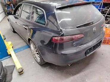 alpha r1: Alfa Romeo 159 kompletan auto u delovima kod boje 876b. Alfa Romeo 159 — 6