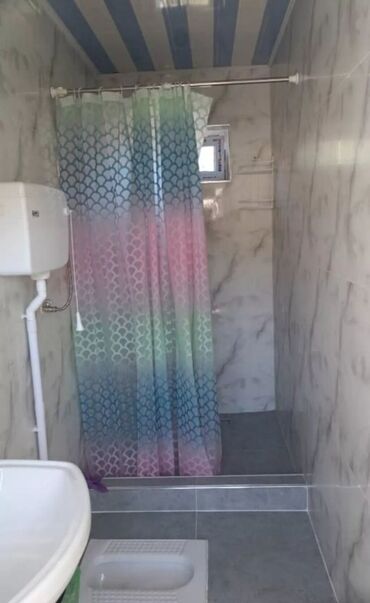 арча бешик уй сатылат: 50 м², 1 комната, Парковка, Забор, огорожен