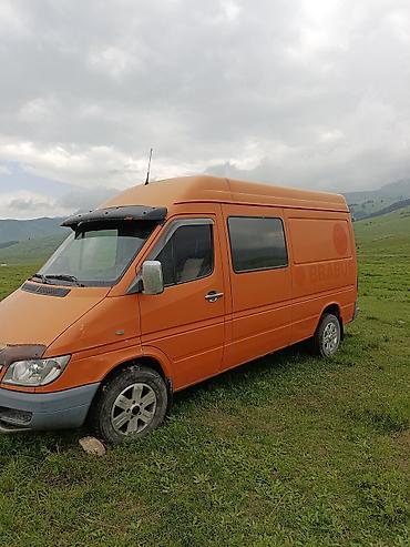 b class: Mercedes-Benz Спринтер: 2002 г., Дизель, Фургон — 2