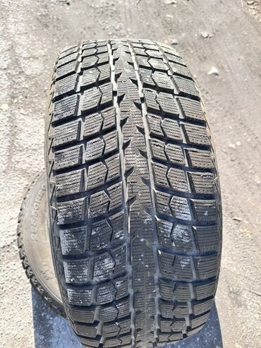 зимние шины: Зимние шины (липучка), без шипов. Брали в прошлом году отъездили 1