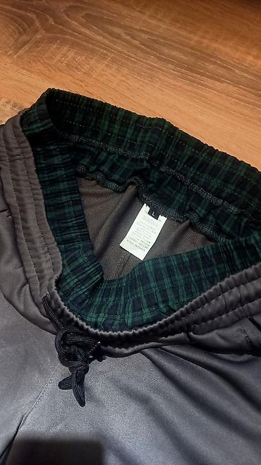 oversize şalvar: Baggy model idman şalvarı. demək olar heç geyinilməyib bədən uyğun — 2
