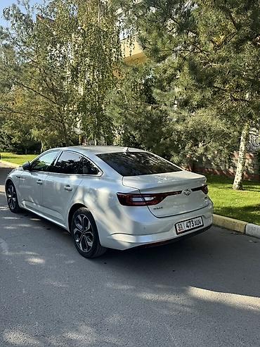 Продажа авто: Renault Samsung SM6 (седан), белый жемчуг 2018 год, Пробег 109.000 — 2