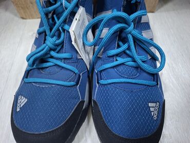 Women's Sneakers and athletic shoes: Adidas, 39 — 2
