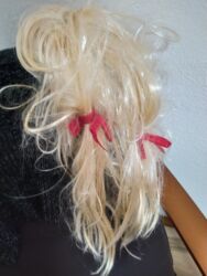 Aksesoari za kosu: Prodajem svetloplavu perikudugačkusa crvenim mašnicama . Nema — 13