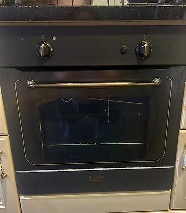 ups enerji: Hotpoint Ariston quraşdırılan elektrik sobası - Quraşdırma tipi — 1