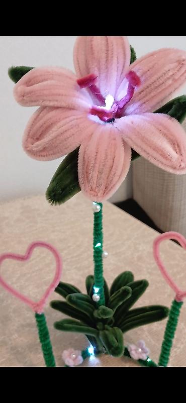 dekor guller: LED işıqlı dekorativ süni gül kompozisiyası - Material: yumşaq tüklü — 2