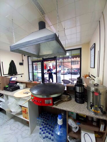 Digər kommersiya daşınmaz əmlakı: QABAĞI ŞÜŞƏLİDİR -- TƏMİRLİ OBYEKT -- İÇƏRİSİNDƏ AYRICA SAN UZELİ VAR — 8