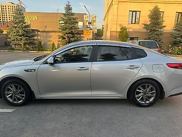 Унаа: Kia K5: 2018 г., Автомат, Газ — 2