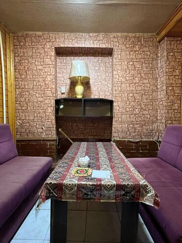 Kommersiya daşınmaz əmlakının satışı: Binəqədi rayonu, 9-cu Mikrorayonda, ümumi sahəsi 170 kv/m olan, yeni — 5