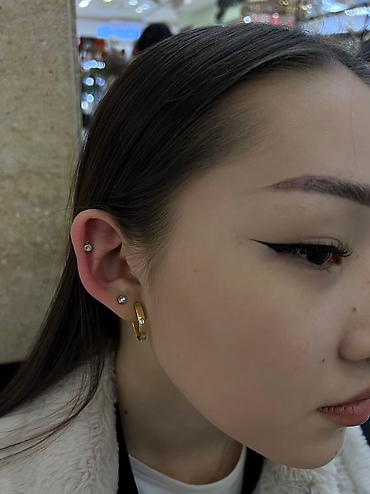 Пирсинг: Прокол ушей профессиональным мастером. — Только стерильные инструменты — 12