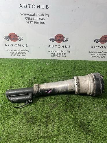 Пневмостойка задняя в сборе с амортизатором и пневмобаллоном