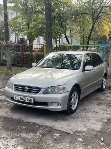 купить авто в рассрочку: Toyota Altezza: 2003 г., 2 л, Автомат, Бензин, Универсал