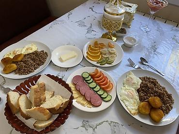 хата ночь: Гостевой Дом «Наргиз» с двориком и юртами ждет гостей со всего мира — 7