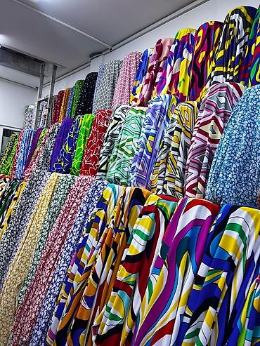 Повседневные платья: Продаю отрезы ткани. Очень дешево. Ткани для платьев, двоекрубашек — 27