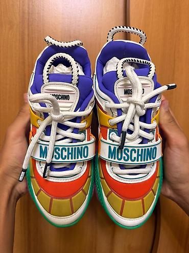 krasofkalar 2023: Moschino Toy Running Sneakers – çoxrəngli unisex krossovkalar Tam — 1