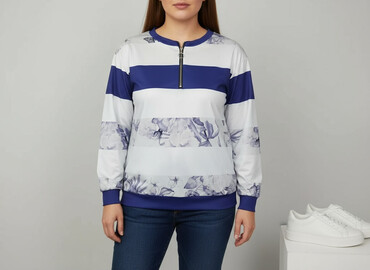 bluzy z postaciami z bajek: Bluza damska
, rozmiar XL