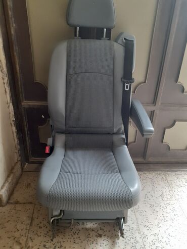 abc design 3 tec universal arabalar: Məhsul: Mikroavtobus/MPV üçün tək oturacaq və Mercedes sükan çarxı