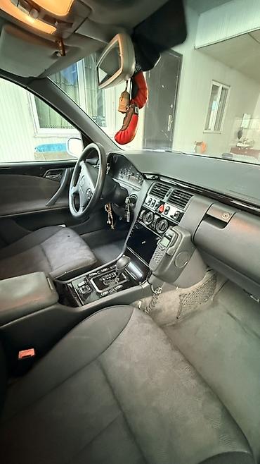 bmw e30: Mercedes-Benz E-Class: 1999 г., Автомат, Седан — 10