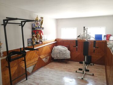 Продажа домов: Дом, 200 м², 7 комнат, Собственник — 12