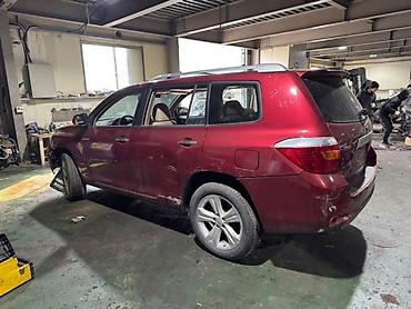 2grfe: Бампер Toyota, Б/у, Оригинал — 3