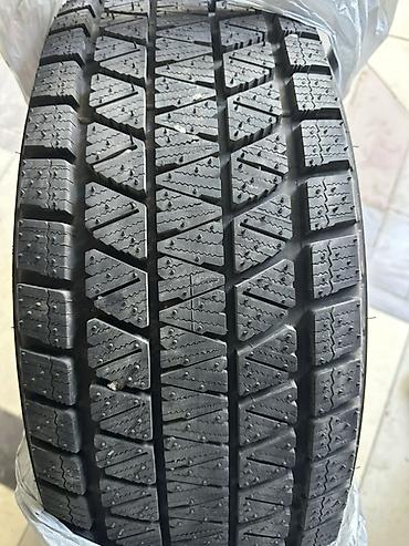 bridgeston: Шины 275 / 65 / R 17, Зима, Б/у, Внедорожные (АТ/МТ), Bridgestone — 1