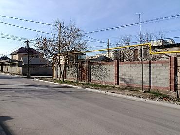 Продажа коттеджей и домов: ❇️ Продается дом с участком 🔥🔥🔥 ✔️ Район : жм Учкун 🪜 Этаж : 2 📐 — 9