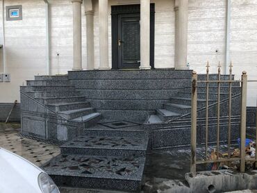 Мраморные и гранитные работы: Отделка лестниц и фасадных элементов натуральным и искусственным — 15