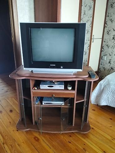 tv stent: Klassik Samsung kineskop televizoru iki ədəd peyk aparatı və — 2