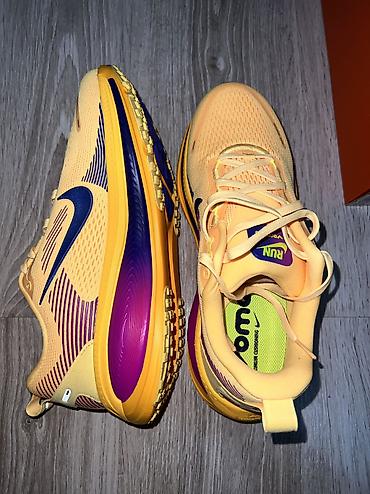 bq patike: NIKE Vomero 18 Running Shoes br.42,5 cm 27 NOVO HM6803 802 — 10