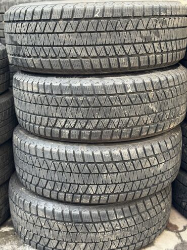 Диски: Шины 235 / 60 / R 18, Зима, Б/у, Комплект, Легковые, Япония, Bridgestone