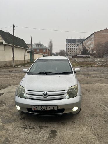 toyota ractis: Toyota ist: 2002 г., 1.5 л, Автомат, Бензин, Хэтчбэк