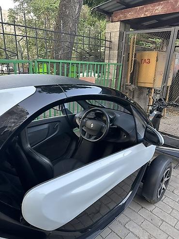 byd e1: Renault Twizy: 2019 г., Автомат, Электромобиль, Купе — 6