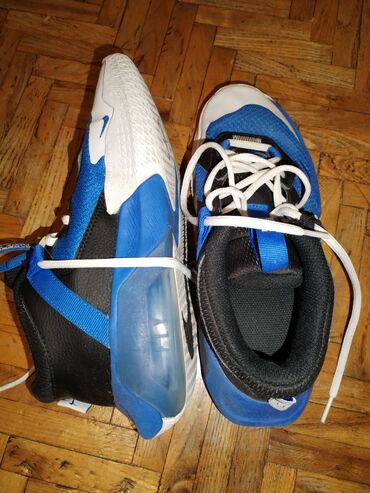 nike čizme: Broj: 37. 5 Dužina gazišta: 23,5 cm Boja: Plava Proizvođač: Nike